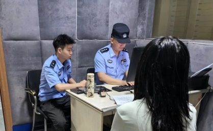 黎某某为泄私愤，公然侮辱张桂梅校长、恶意挑起地域歧视、制造男女对立情绪，被行拘10日